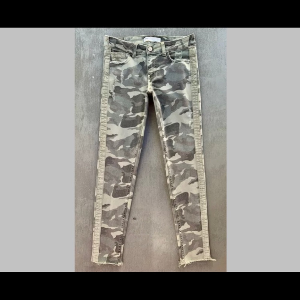 ZARA Z1974 Camouflage Stretch Denim Cropped Jeans